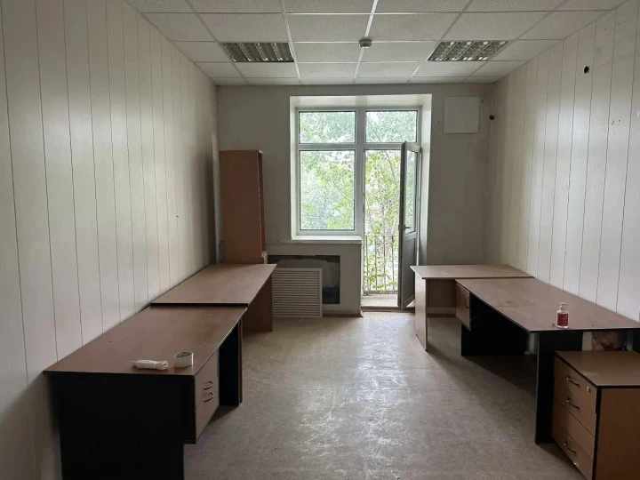 Нежилое помещение площадью 402,4 кв.м. и земельный участок с площадью 1 125 +/- 12 кв.м., расположенные по адресу: Российская Федерация, Свердловская область, г.Екатеринбург, ул. Начдива Васильева, 6